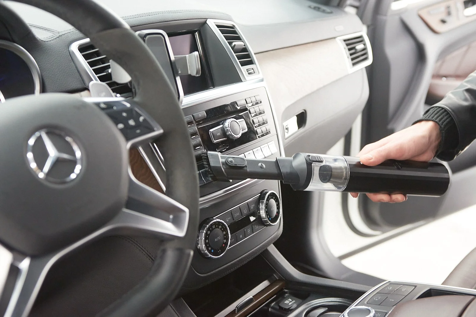 cordless handheld vacuum for Chevrolet Silverado